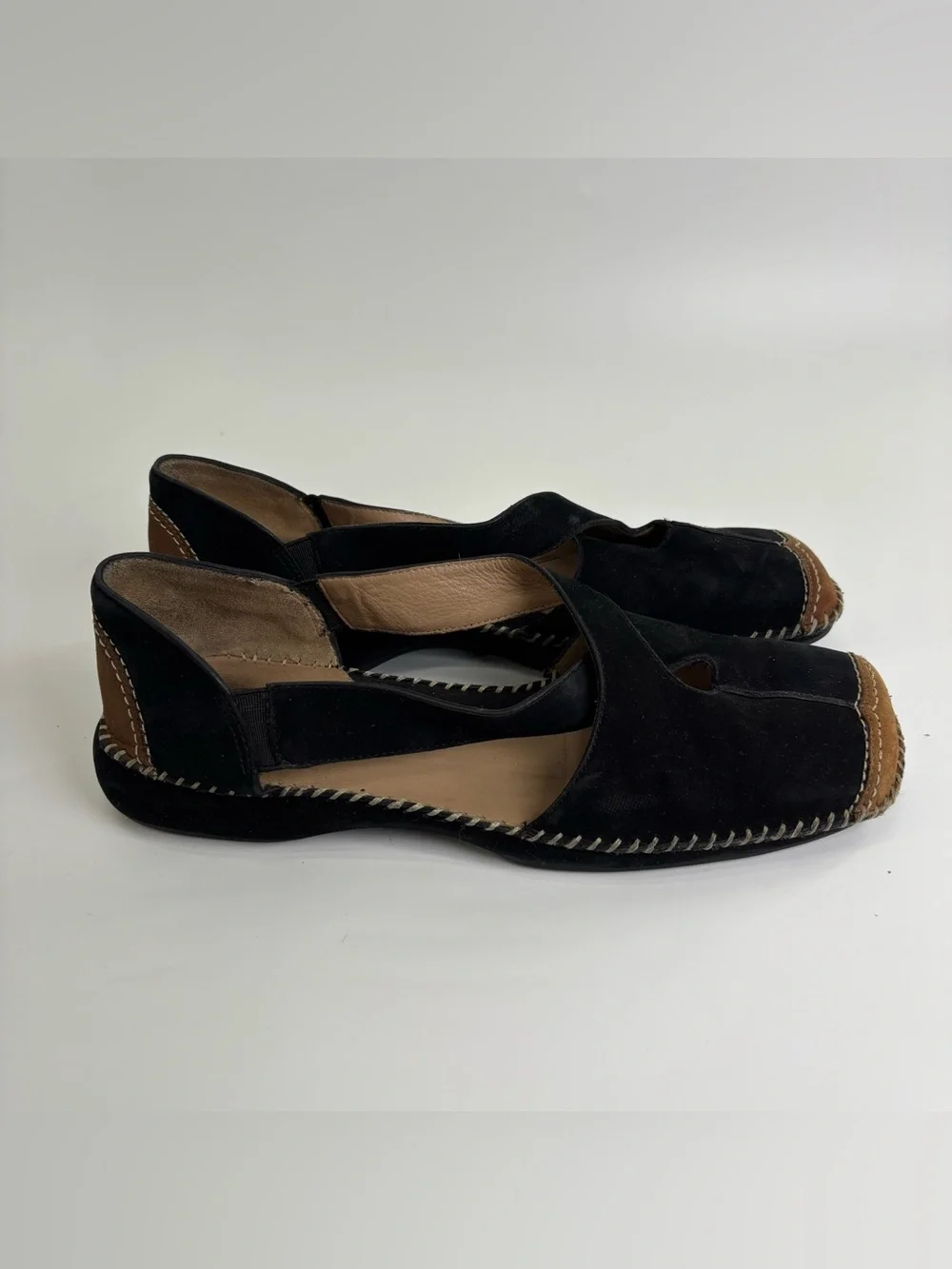 Nurture Charlie black suede flats 9.5 tan toe comfort walking square toe